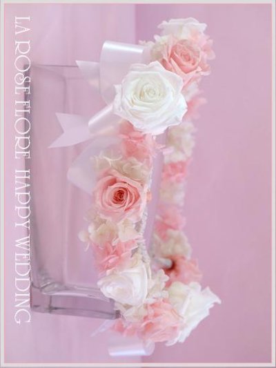 画像1: 白ｘ淡いピンクの花冠　（サイドにおリボン付）