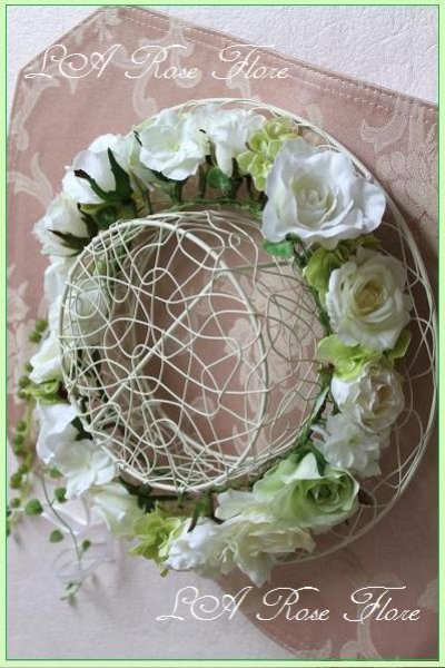 画像1: 白バラとライトグリーンの花冠　グリーンネックレス付
